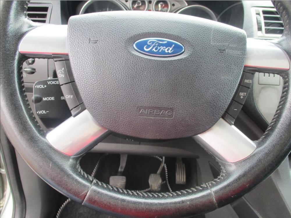 Ford Kuga 2,0 TDCi,4x4,digiklima,servis,