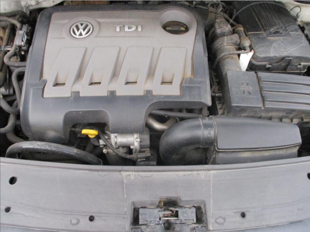 Volkswagen Touran 1,6 TDI, digiklima. tan za.