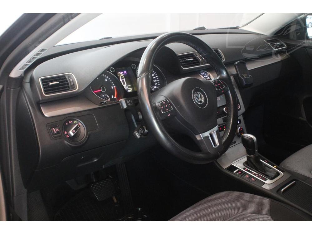 Volkswagen Passat B7 2.0TDI DSG LED NAVI