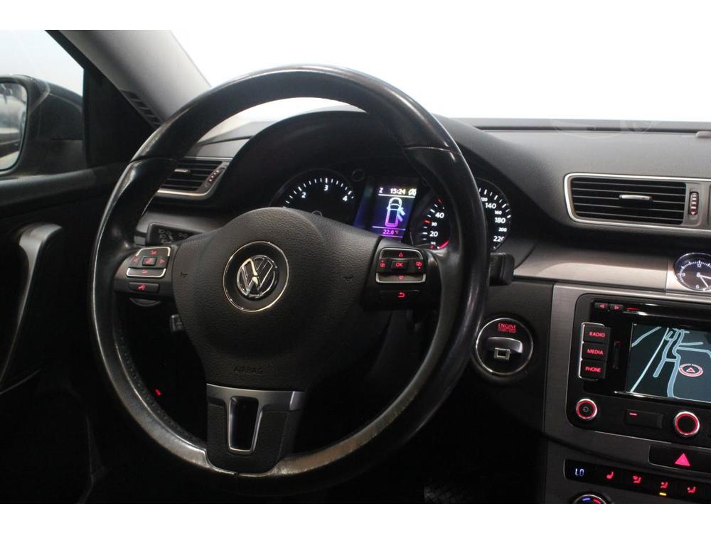 Volkswagen Passat B7 2.0TDI DSG LED NAVI