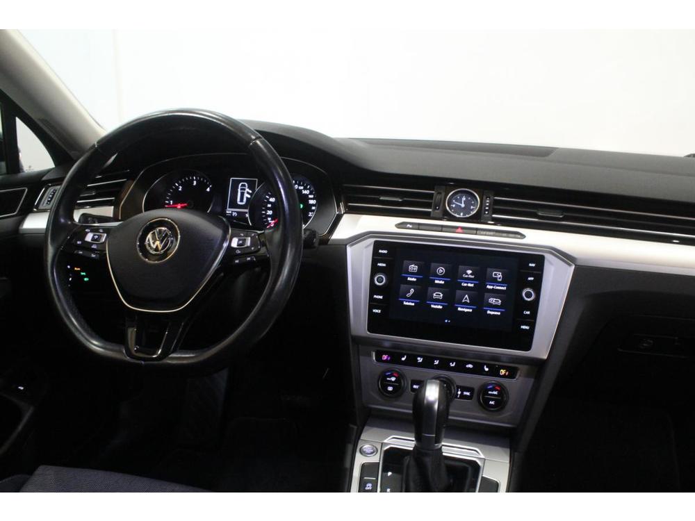 Volkswagen Passat 1.6TDI DSG Navigace Tan