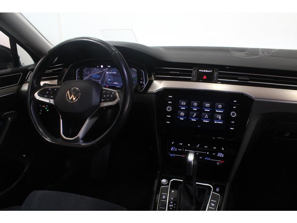 Volkswagen Passat 2.0TDI DSG Highline Display 21