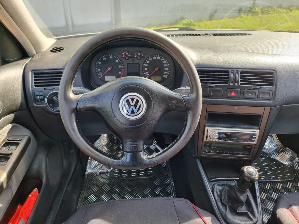 Volkswagen Bora 1,6i 74KW, TAN, KLIMA