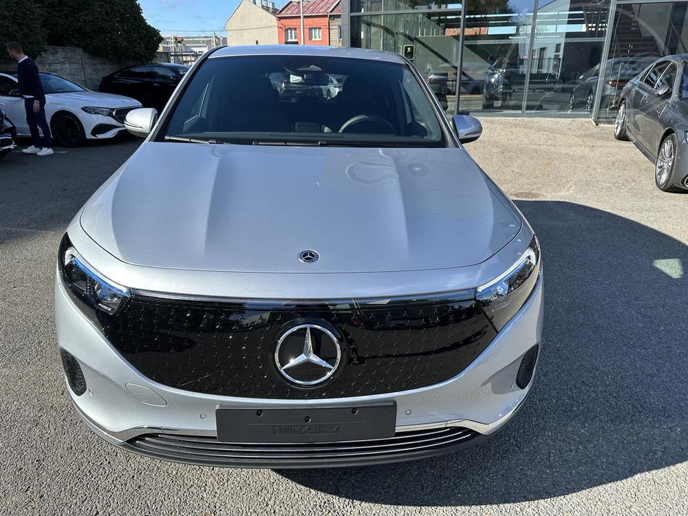 Mercedes-Benz EQA 300 4MATIC ELECTRIC prmie