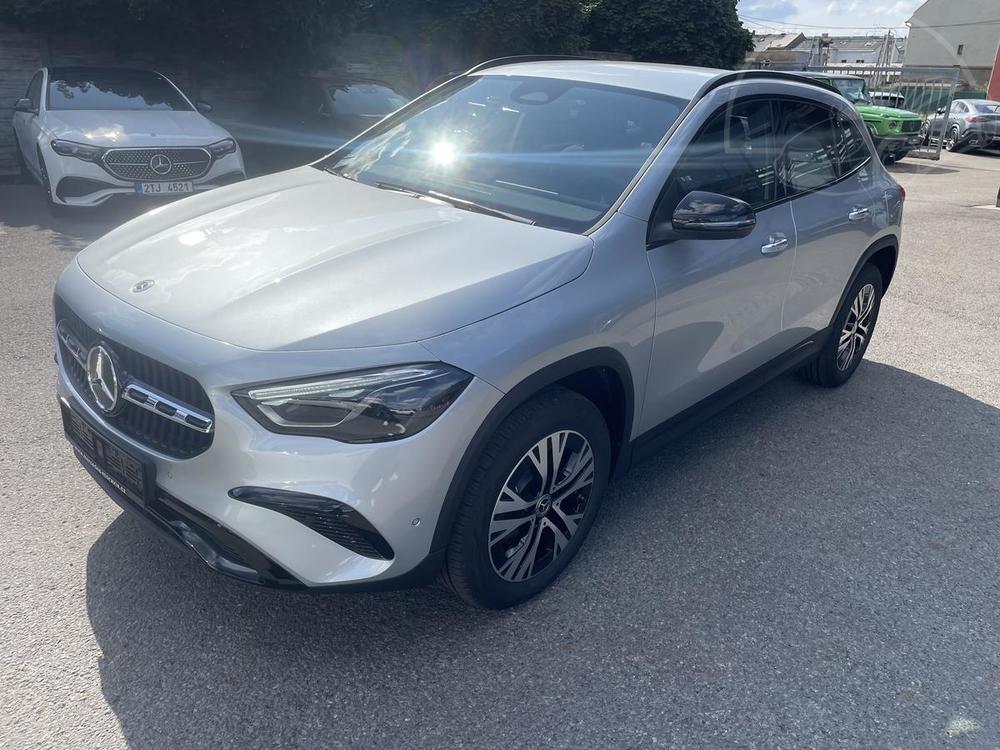 Mercedes-Benz GLA 200 d 4MATIC