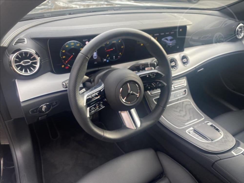 Mercedes-Benz E E 220 d 4MATIC kup   2,0