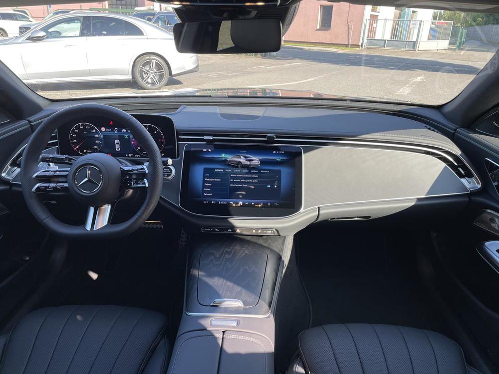 Mercedes-Benz E E 220 d 4MATIC