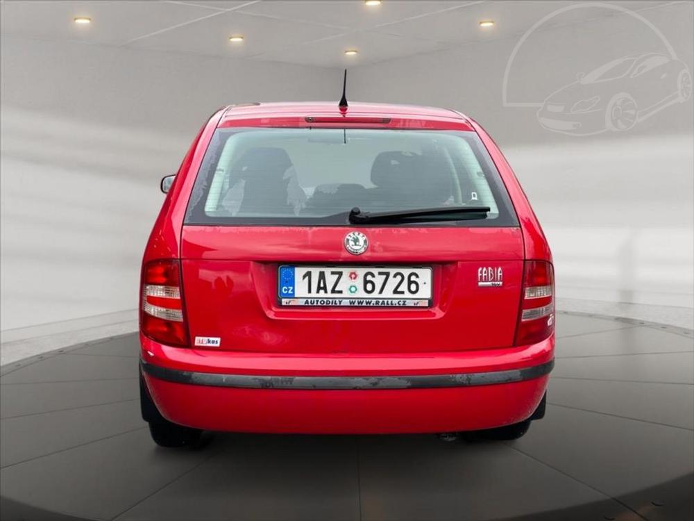 koda Fabia 1,4 16V Ambiente Combi