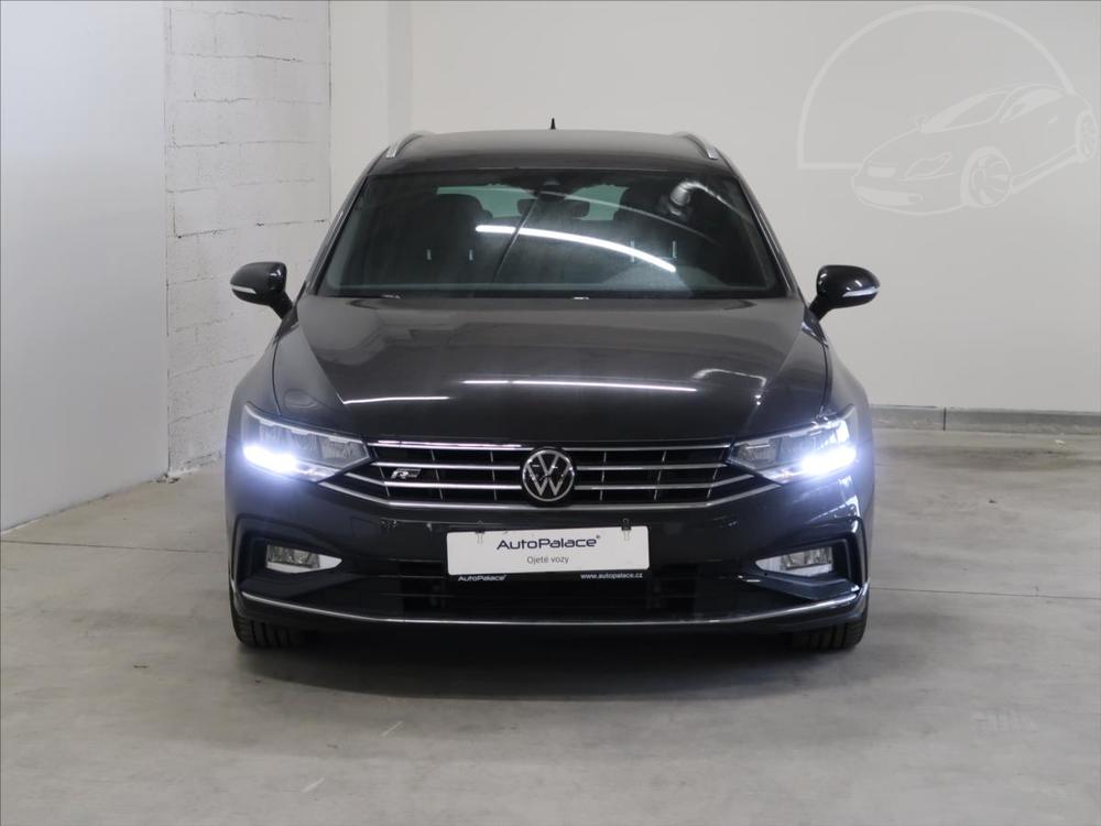 Volkswagen Passat 2,0 TDI DSG R-Line