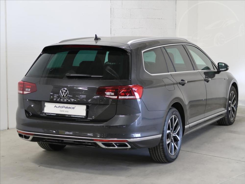 Volkswagen Passat 2,0 TDI DSG R-Line