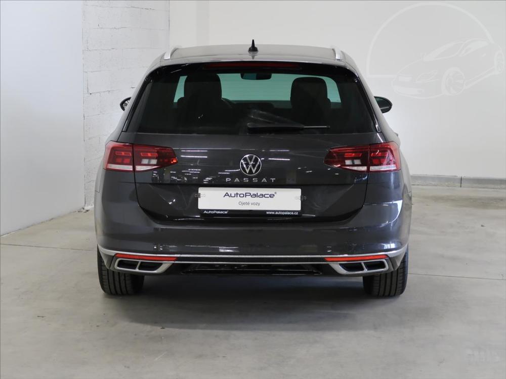 Volkswagen Passat 2,0 TDI DSG R-Line