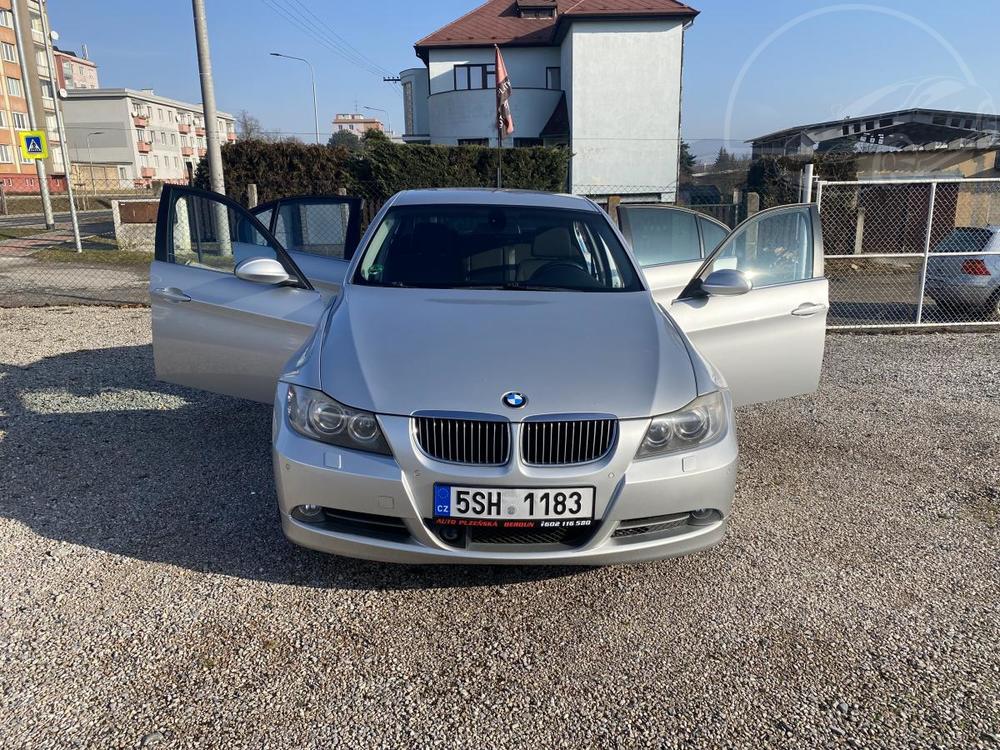 BMW 330 Xi, manul,4x4,N52