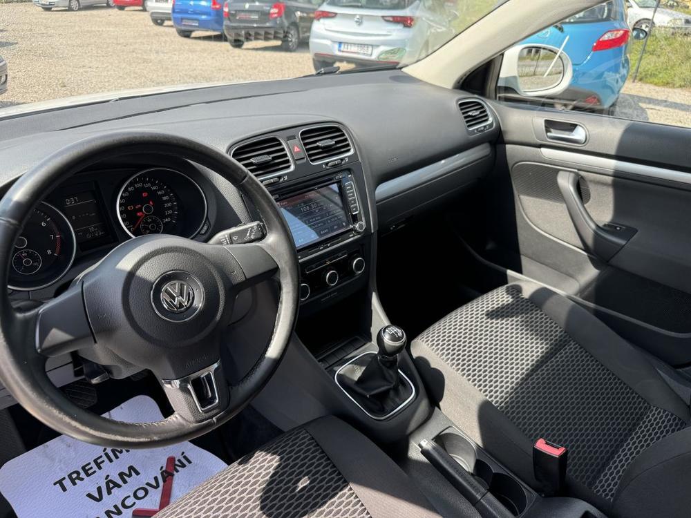 Volkswagen Golf 1.2TSi(77KW)TAN,zadno