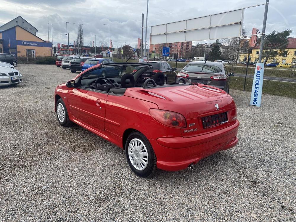 Peugeot 206 CC,1.6-16V,SERVISKA,1MAJITEL