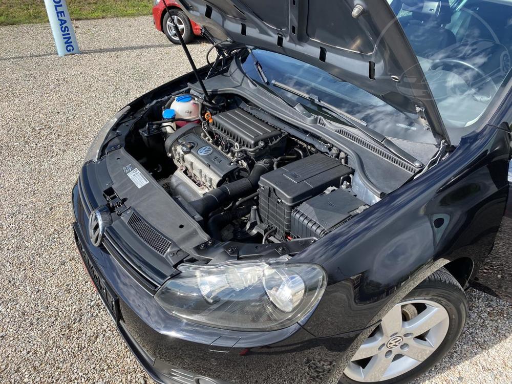 Volkswagen Golf 1.4-16V,rezervace