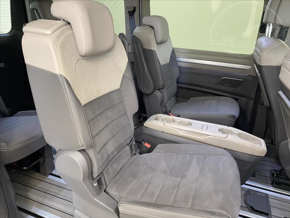 Volkswagen Multivan 2,0 TDI DSG 110kW Long