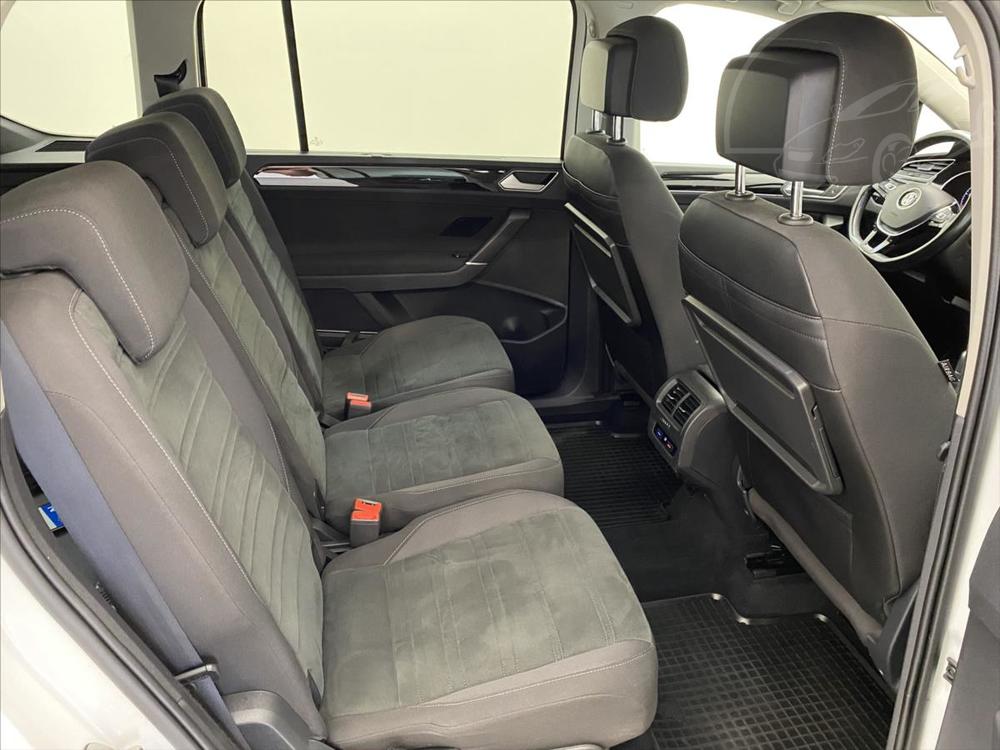 Volkswagen Touran 2,0 TDI Highline DSG