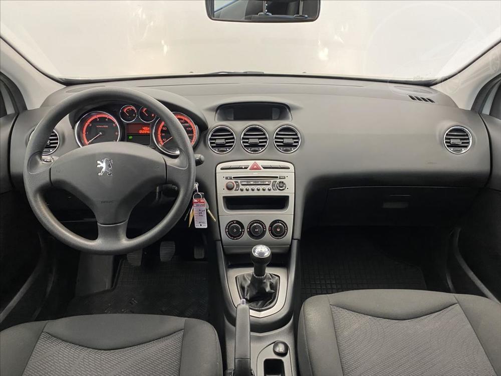 Peugeot 308 1,4 VTi 70kW 1.Majitel