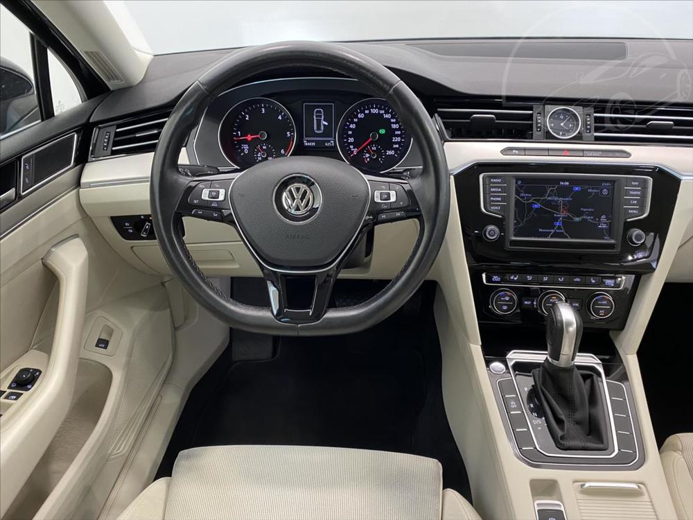 Volkswagen Passat 2,0 TDI DSG 110kW  Comfortline