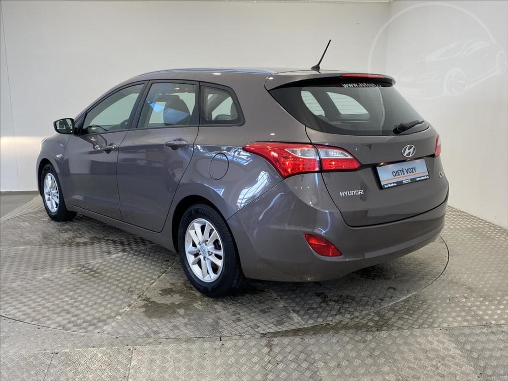 Hyundai i30 1,6 i CVVT 88kW Trikolor