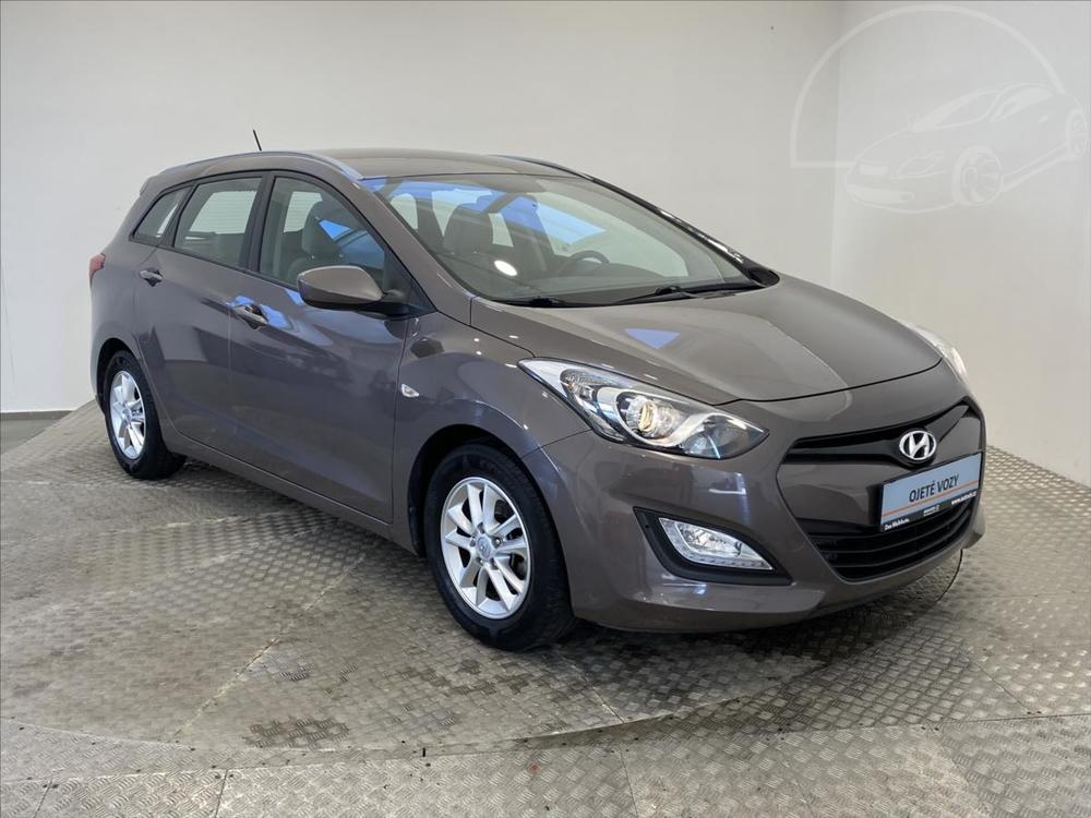 Hyundai i30 1,6 i CVVT 88kW Trikolor