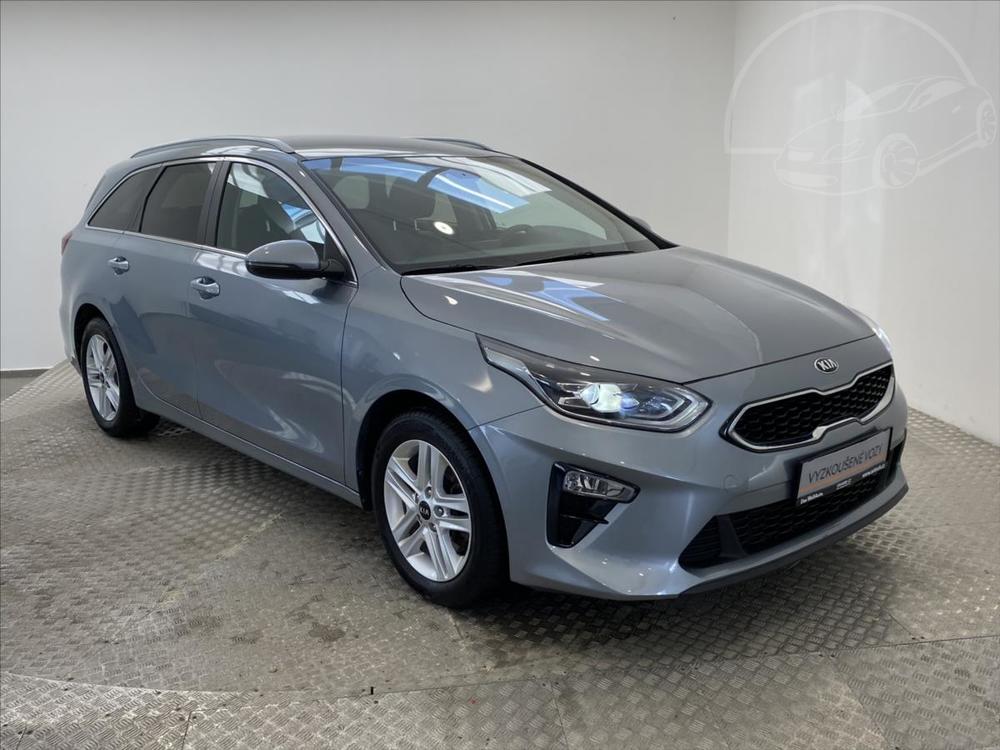 Kia Ceed 1,5 T-GDI 117kW DCT  Exclusive