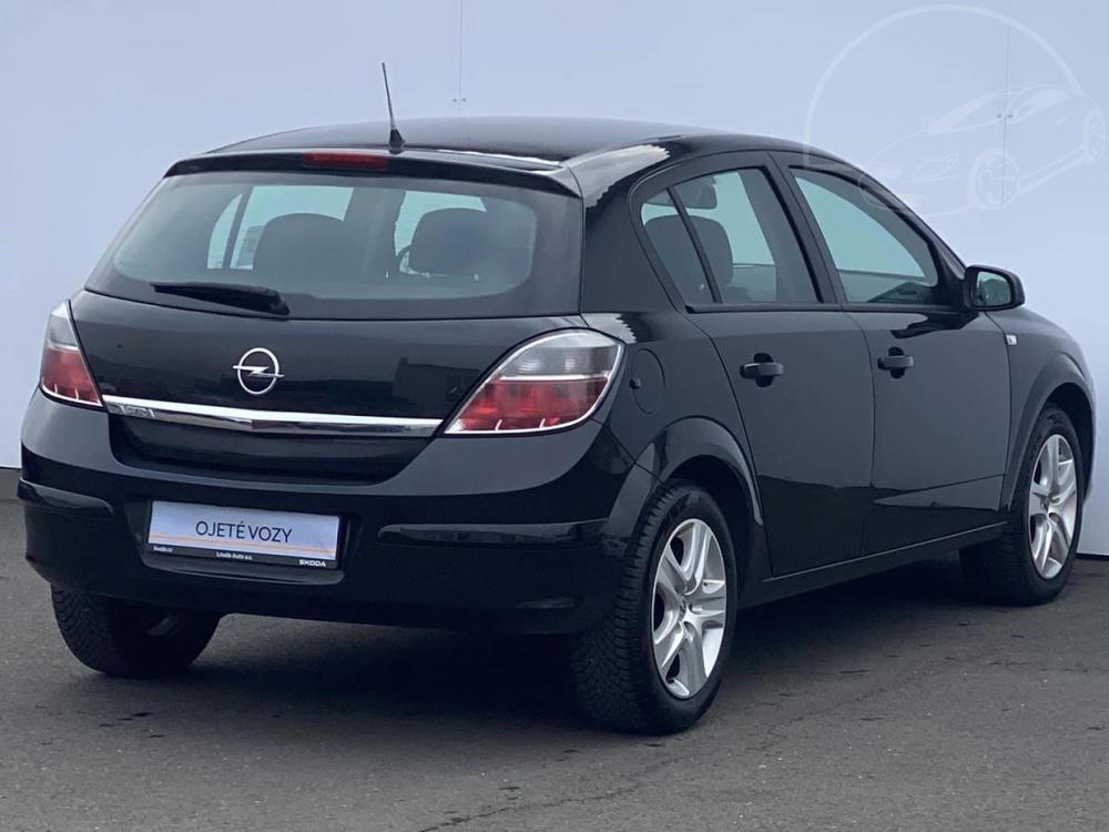 Opel Astra 1.6  85 kW manul