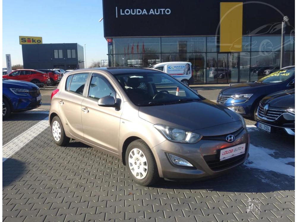 Hyundai i20 1.2  62 kW manul