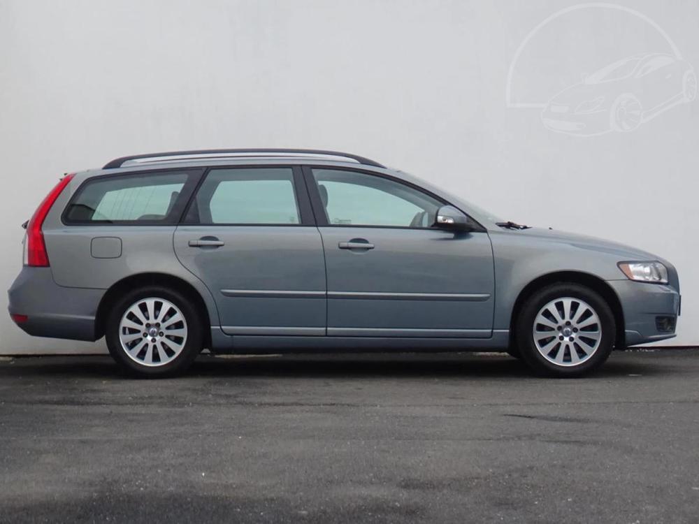 Volvo V50 2.0 Flexifuel 107 kW manul