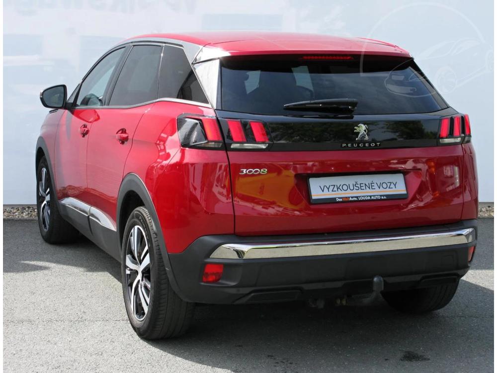 Peugeot 3008 3008 ALLURE 1.2  96 kW manul