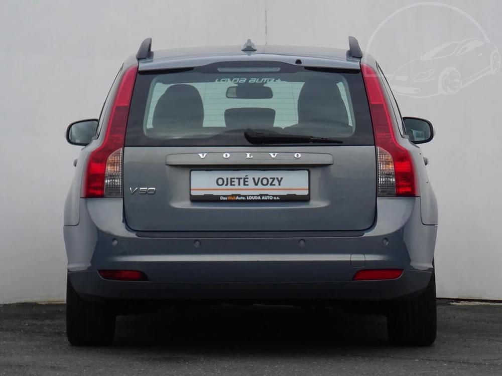 Volvo V50 2.0 Flexifuel 107 kW manul