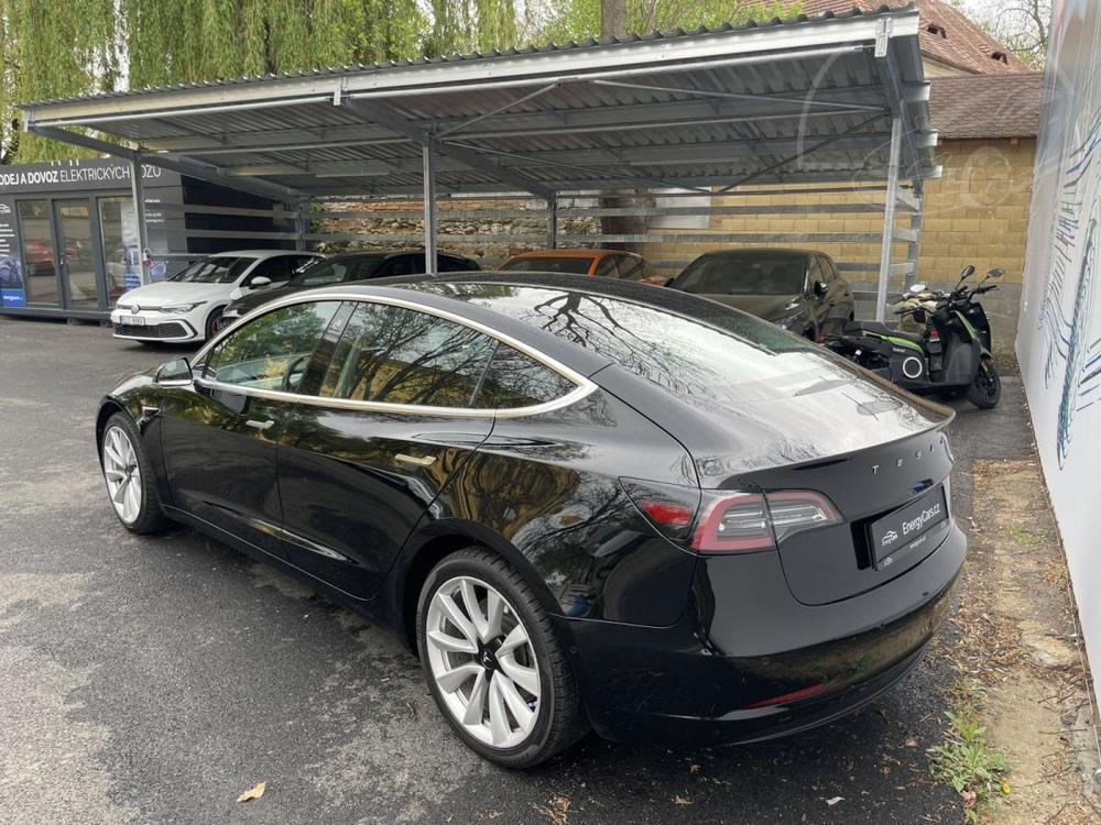 Tesla  Standart Range Plus