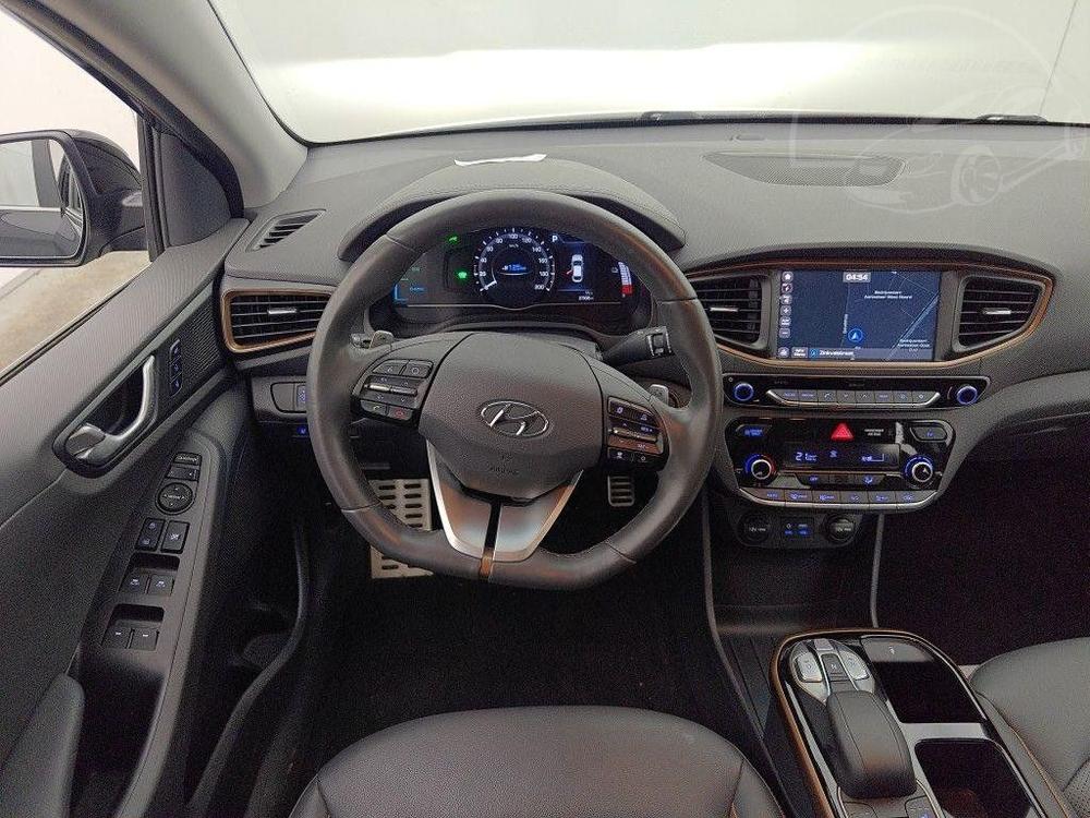 Hyundai Ioniq EV Premium