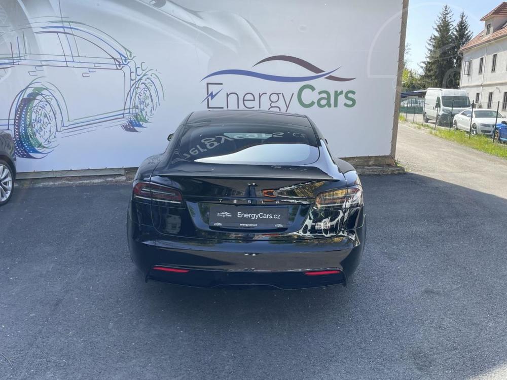 Tesla Model S Plaid YOKE