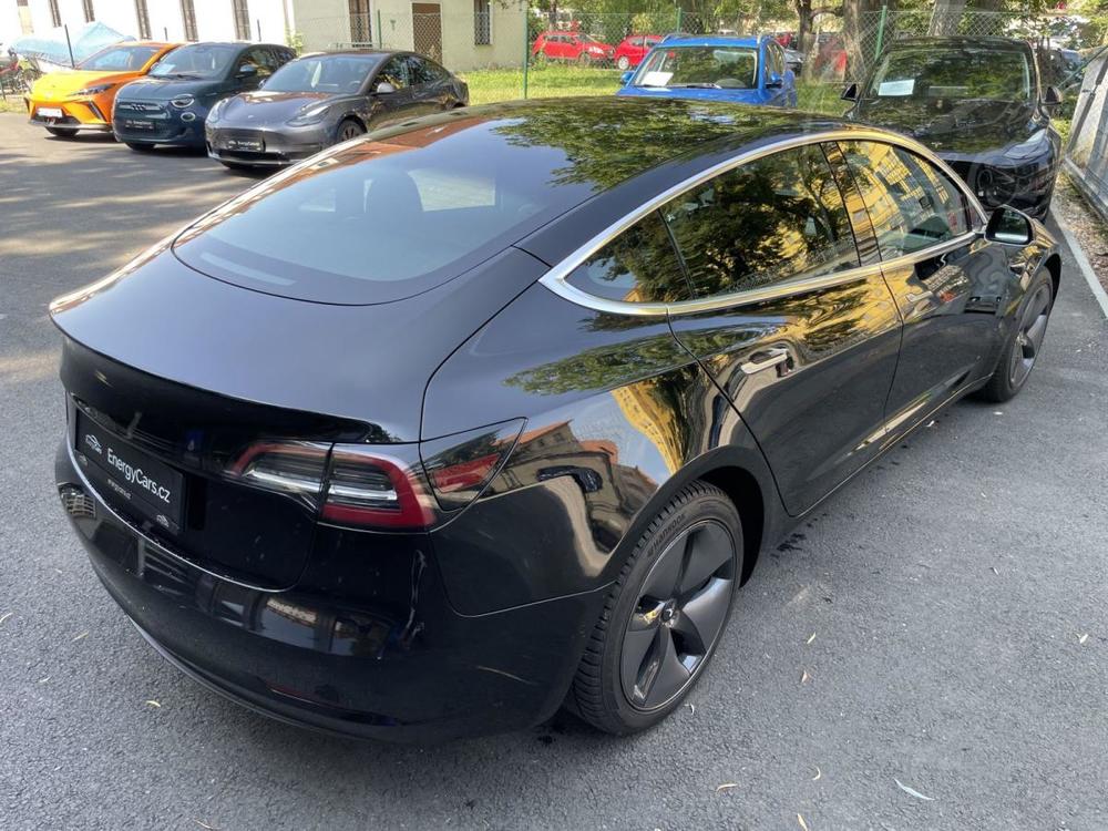 Tesla  Standart Range Plus