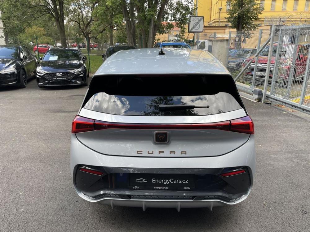 Cupra Born 62 kWh, 150kW, 5 let zruka