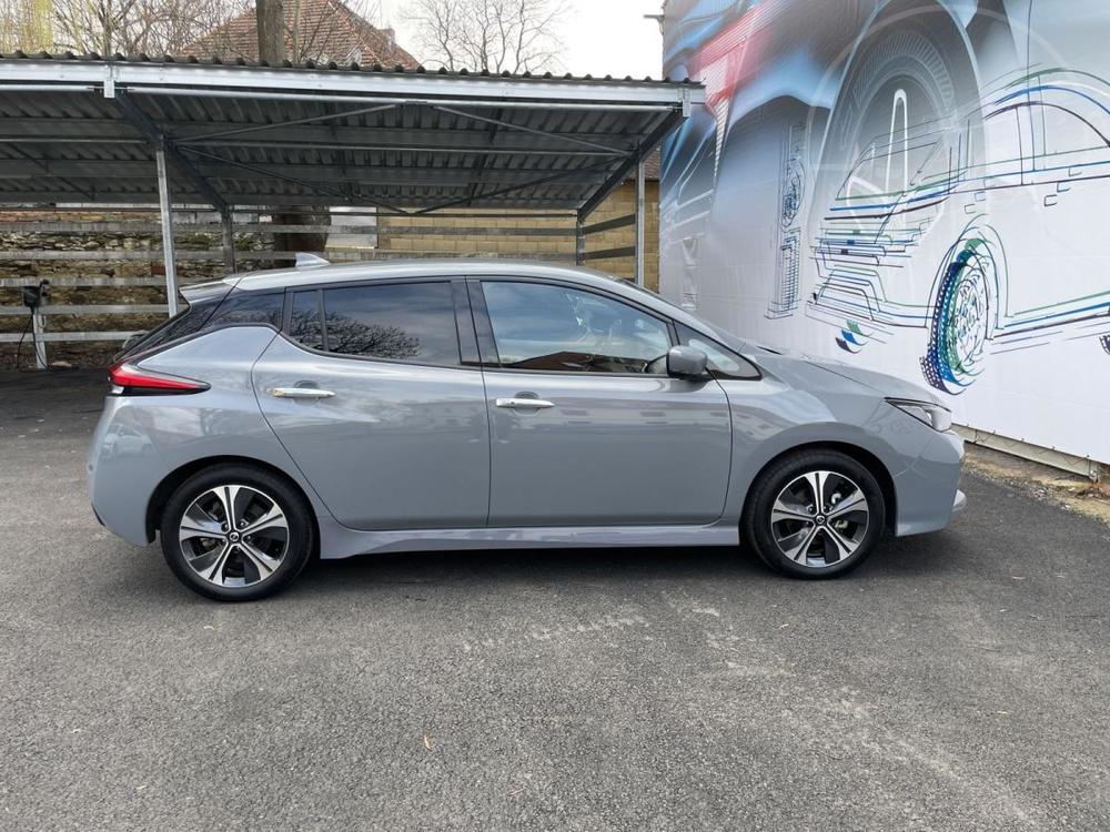 Nissan Leaf 40 kWh, N-Connecta 360