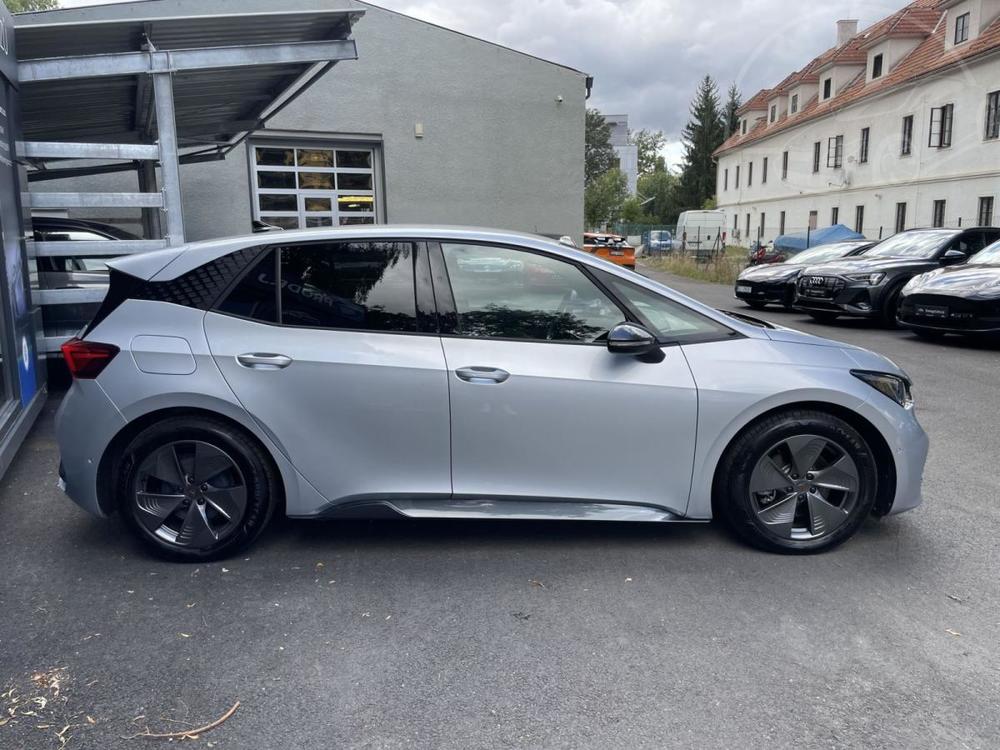 Cupra Born 62 kWh, 150kW, 5 let zruka