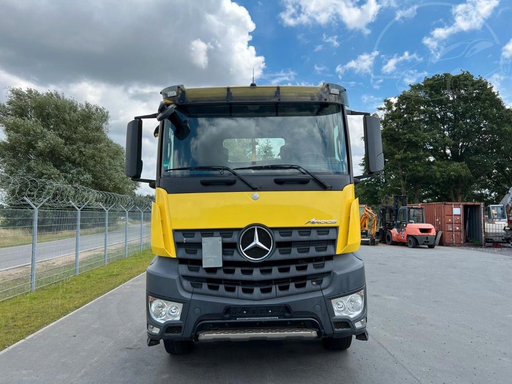 Mercedes-Benz  Arocs 2651 6x4 JNK