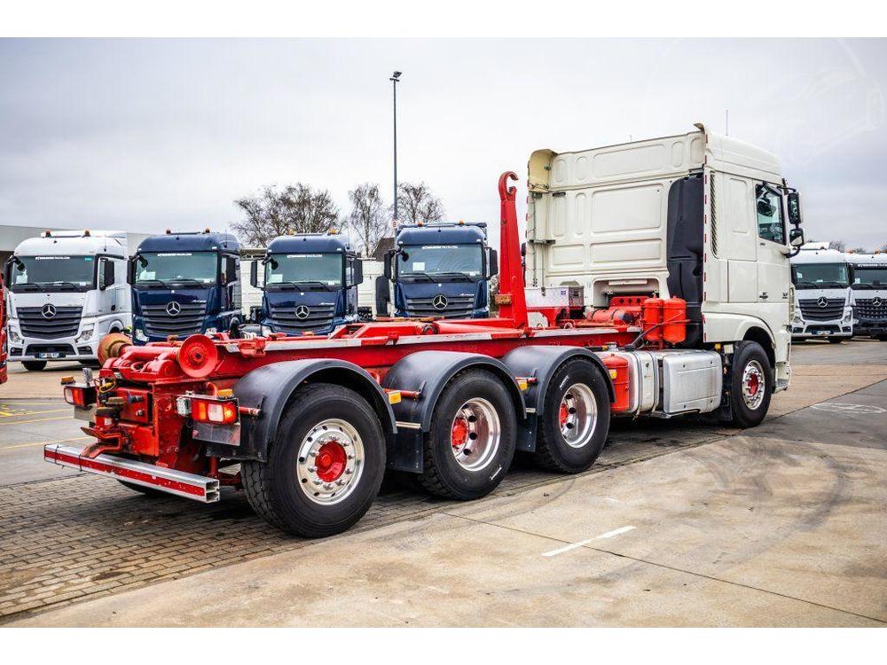 DAF XF 510 8x4 JNK