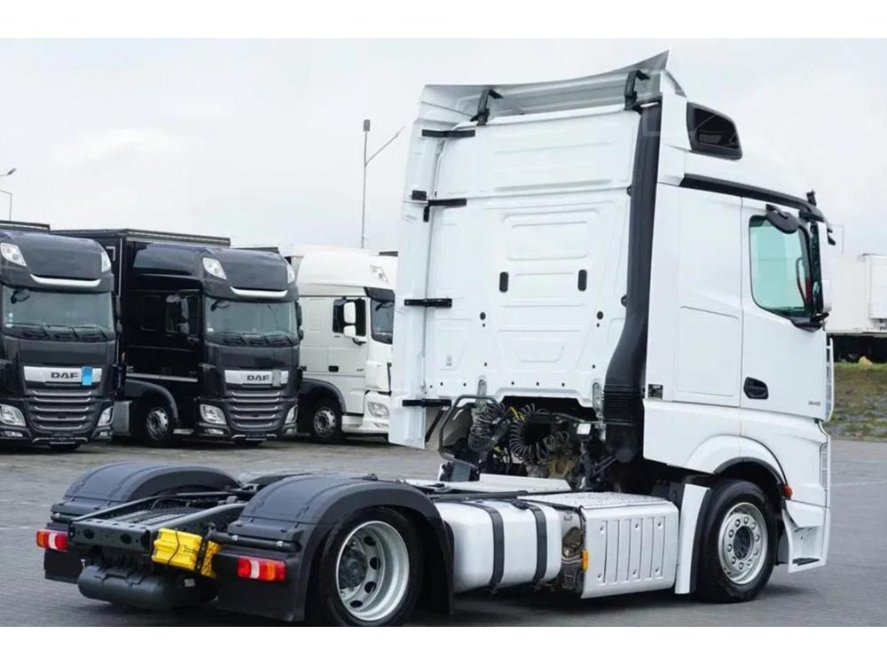 Mercedes-Benz Actros 1845