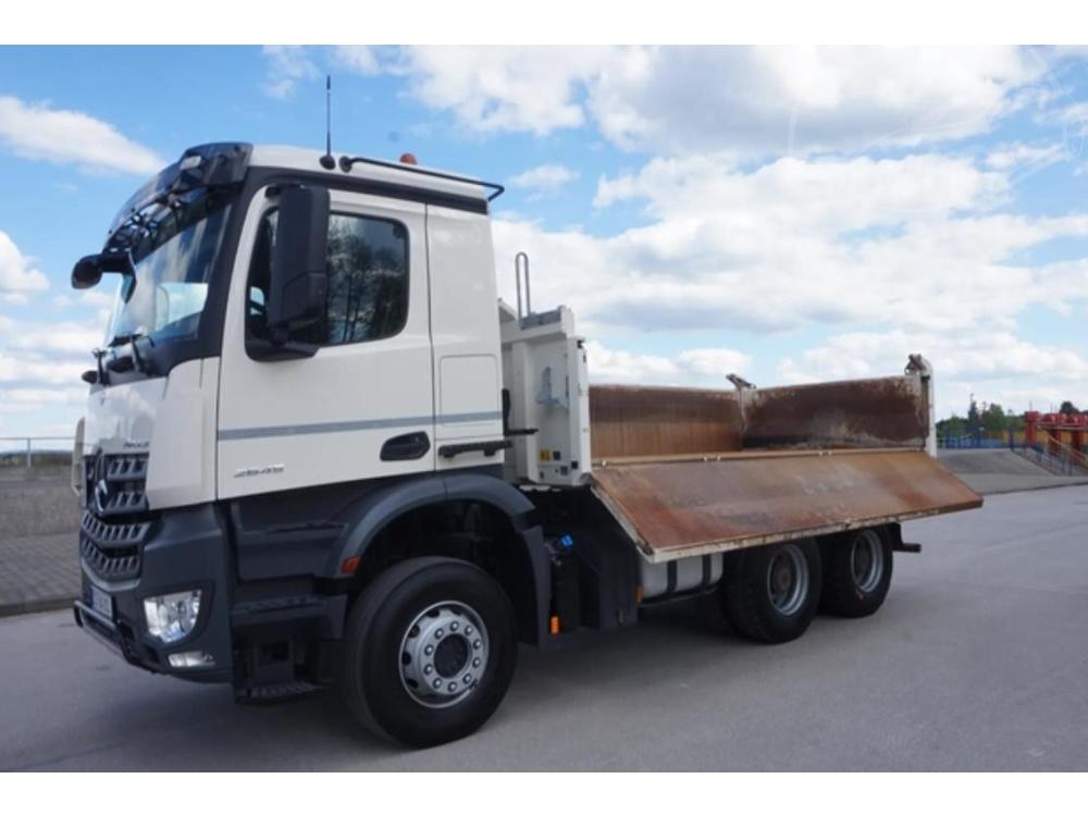 Mercedes-Benz  Arocs 2645 6x4 Bordmatik