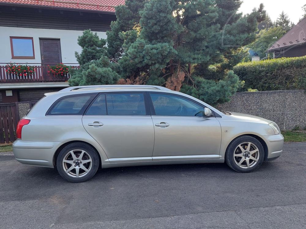 Toyota Avensis A2T250L