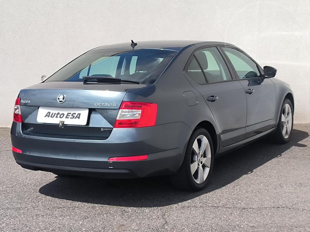 koda Octavia III 2.0 TDi, R