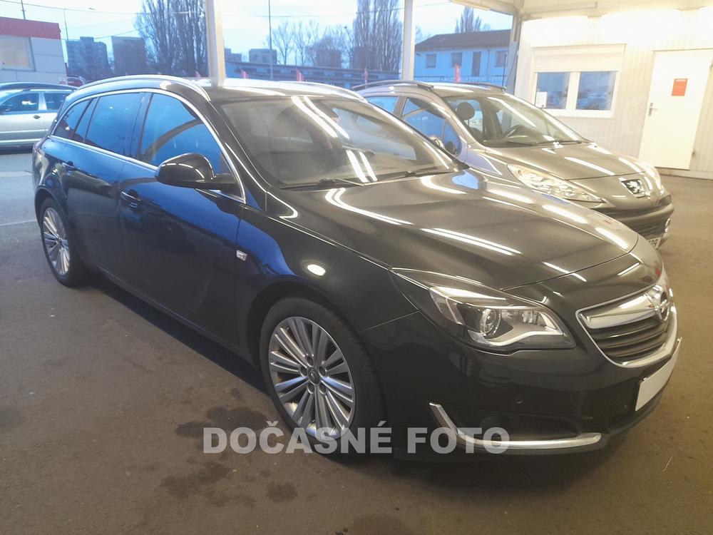 Prodm Opel Insignia 2.0 CDTi Serv.kniha, R