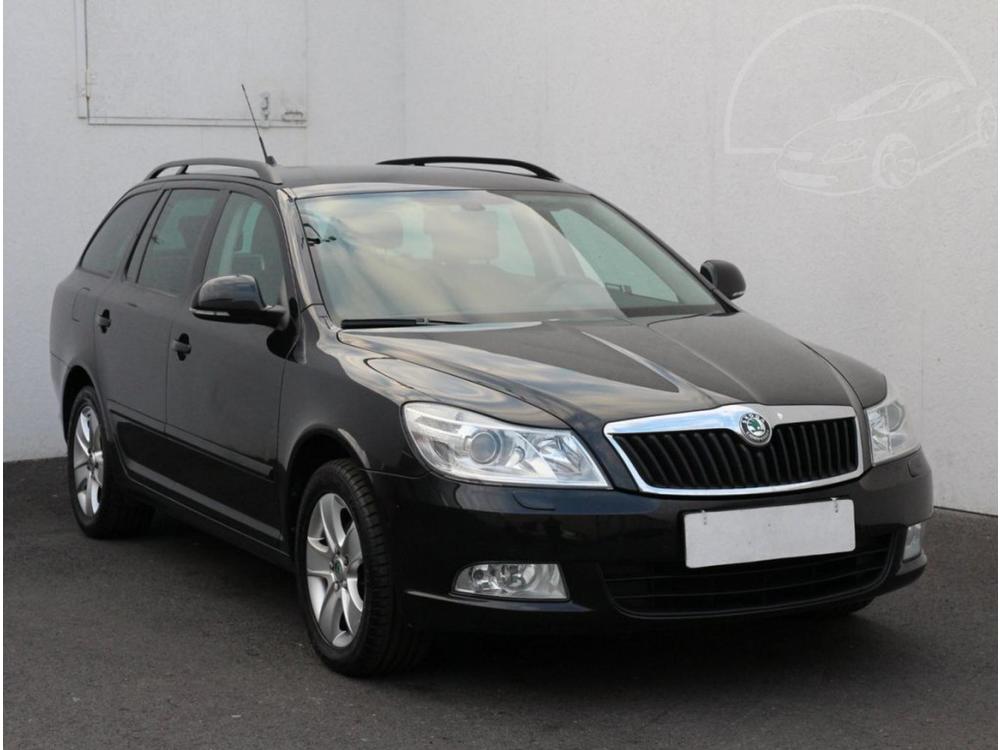 Škoda Octavia II 1.6 TDI Serv.kniha, ČR