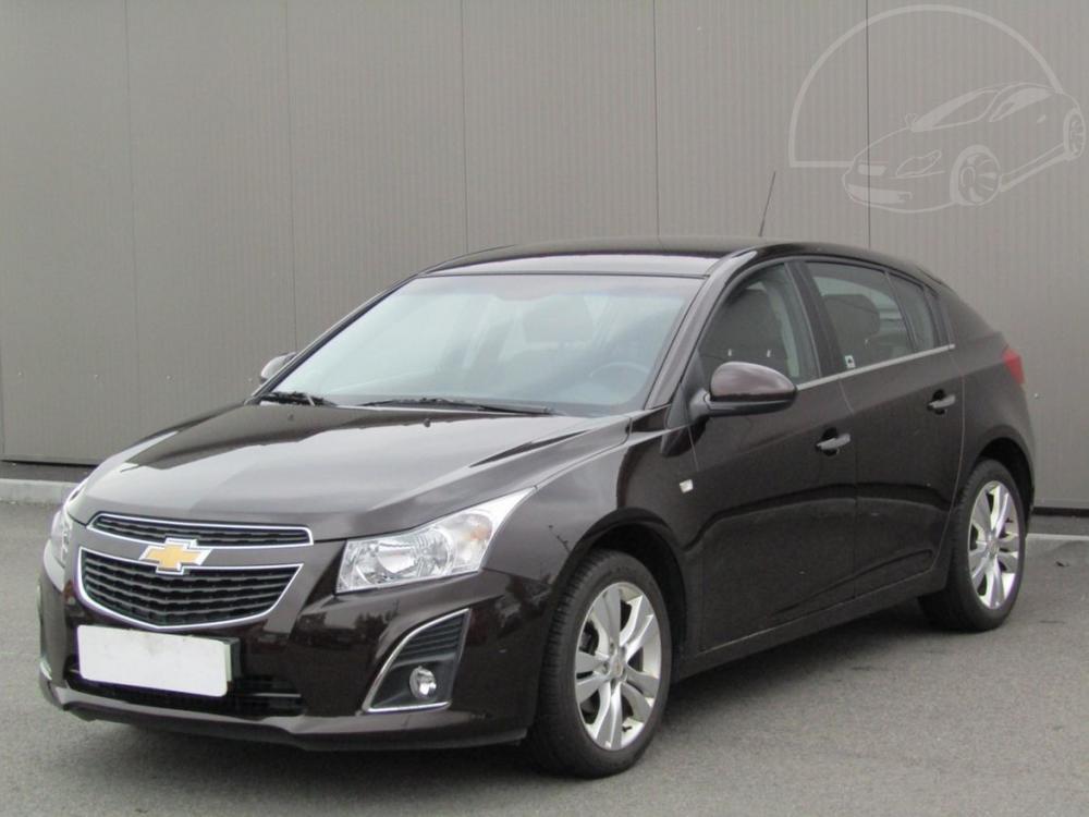 Chevrolet Cruze 1.8 i, R