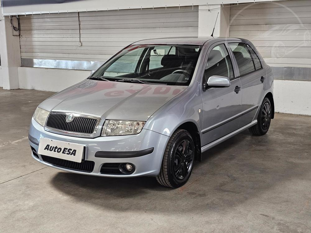 koda Fabia 1.2 i, R