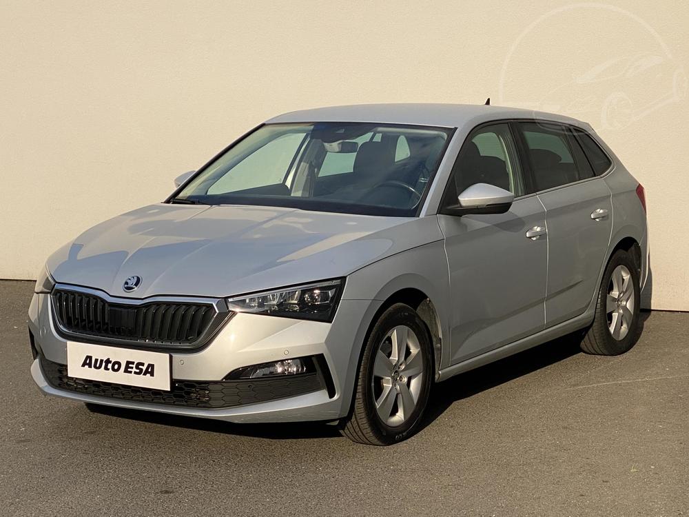 koda Scala 1.6 TDi 1.maj Serv.kniha