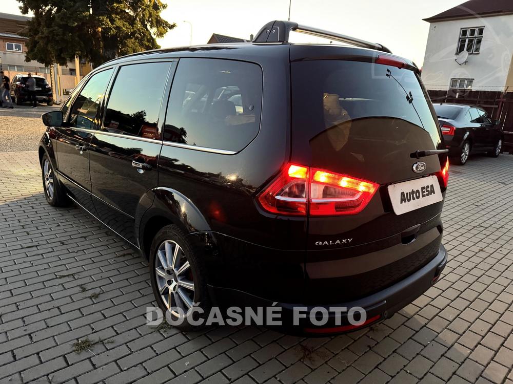 Ford Galaxy 2.2 TDCi 1.maj, R